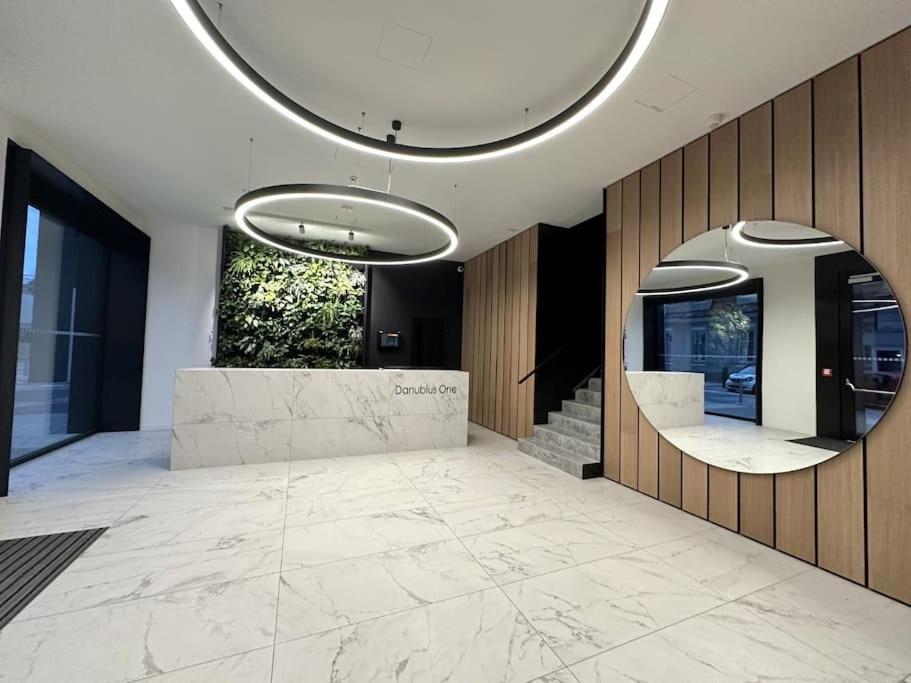 New Apartment Near Tipos Arena, Free Parking, Danubius One Building Bratislava Exterior photo